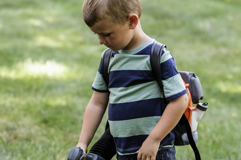 Soffiatore spalleggiato giocattolo sparabolle Husqvarna